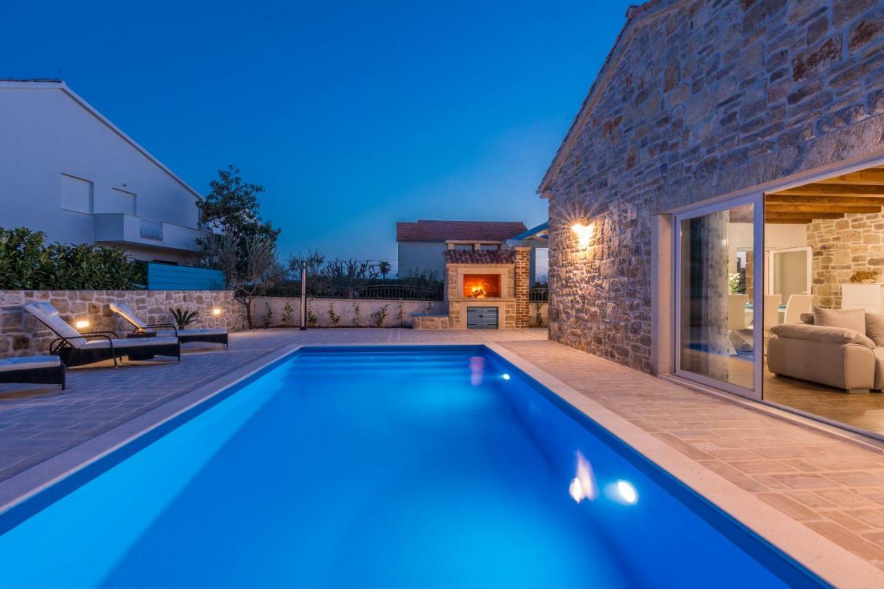 Villa Đelozija Sukošan Esterno foto