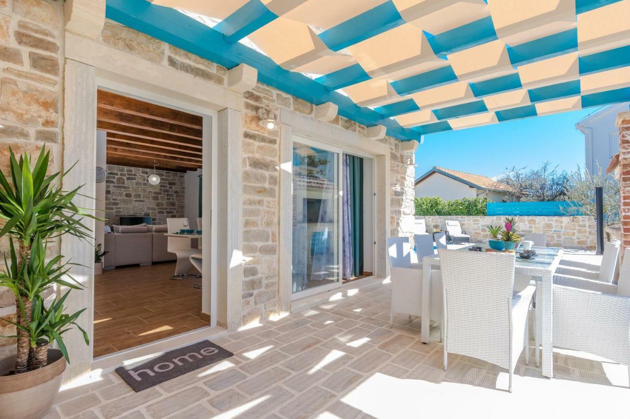 Villa Đelozija Sukošan Esterno foto