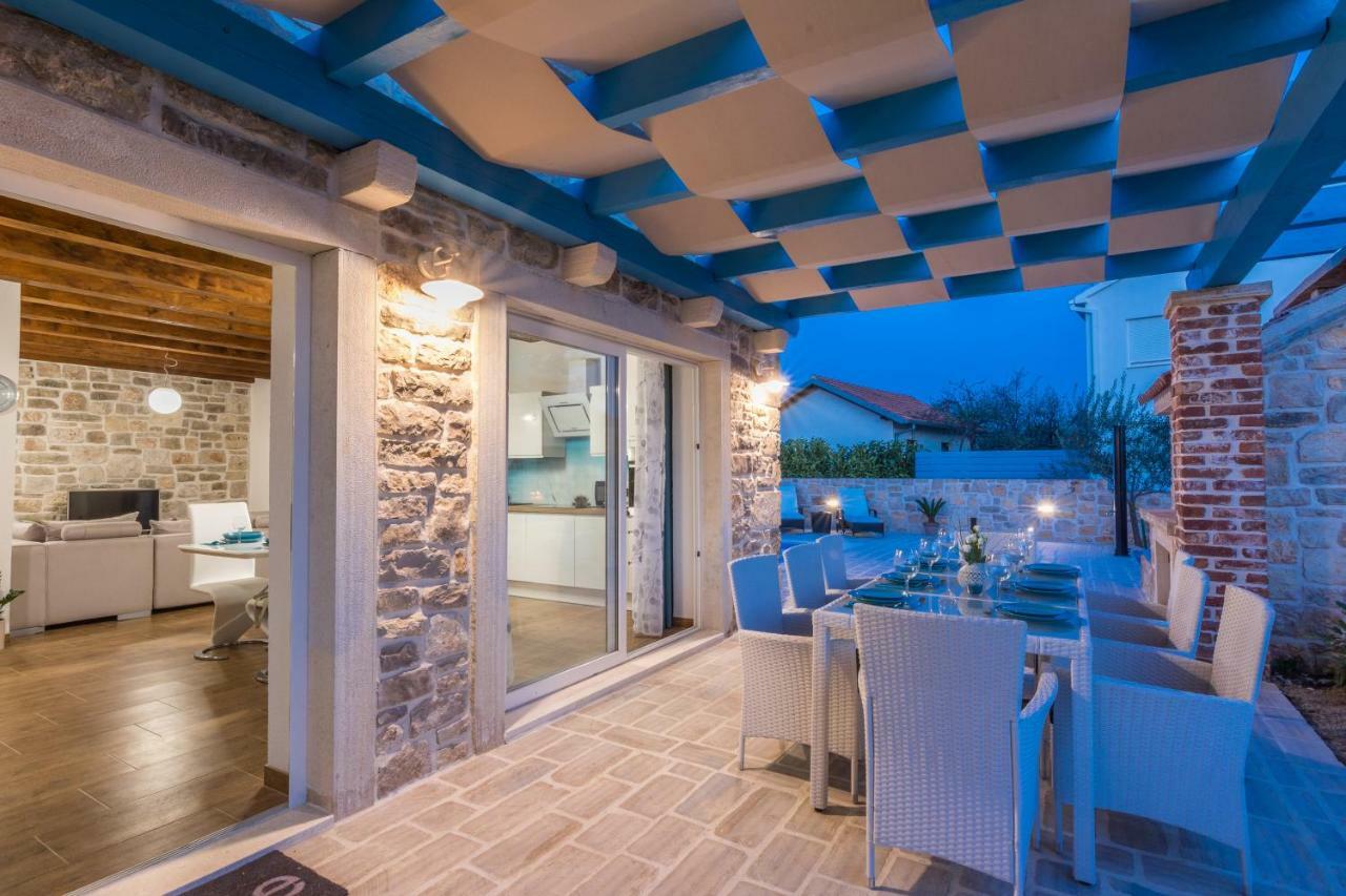 Villa Đelozija Sukošan Esterno foto
