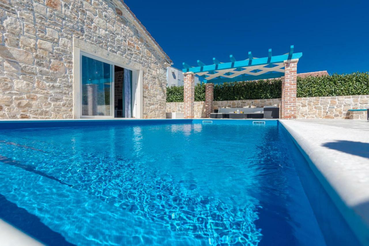 Villa Đelozija Sukošan Esterno foto