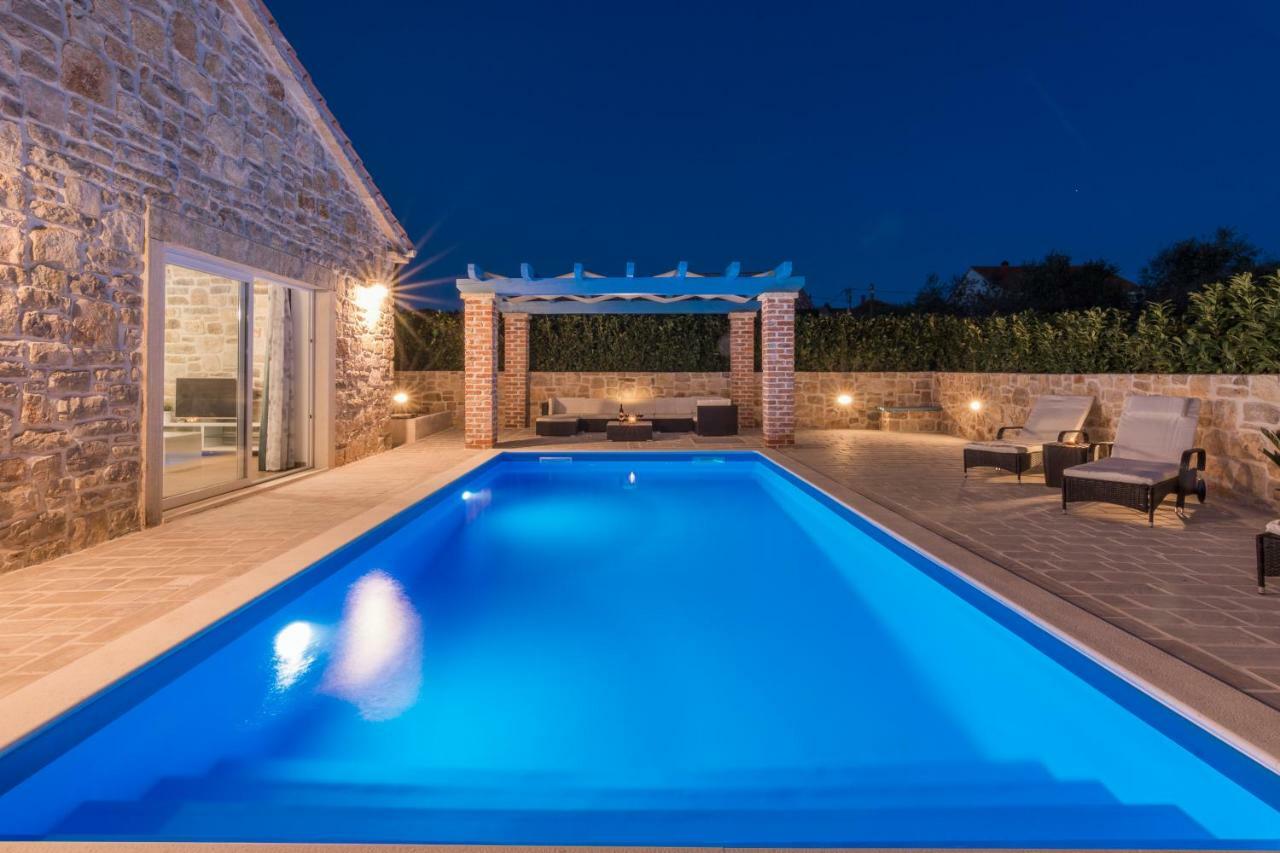Villa Đelozija Sukošan Esterno foto