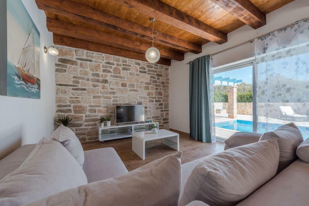 Villa Đelozija Sukošan Esterno foto