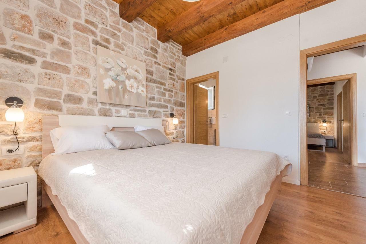 Villa Đelozija Sukošan Esterno foto