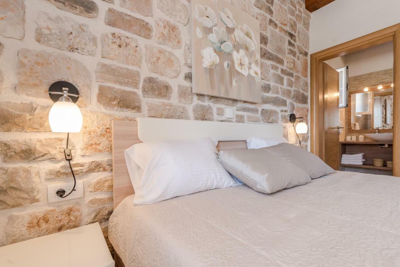 Villa Đelozija Sukošan Esterno foto