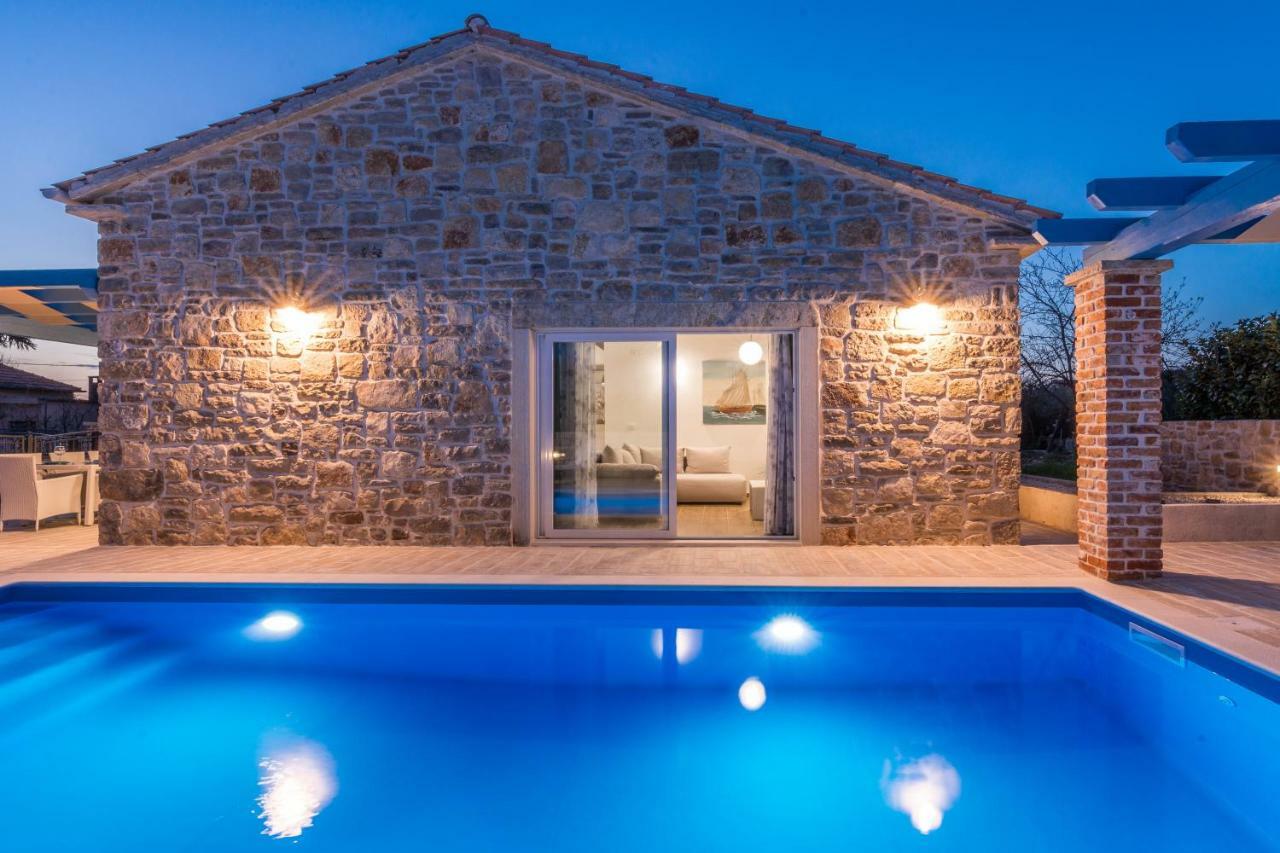 Villa Đelozija Sukošan Esterno foto